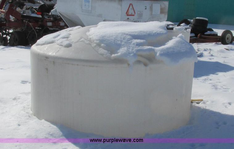 image for item Z9618 (2) water tanks