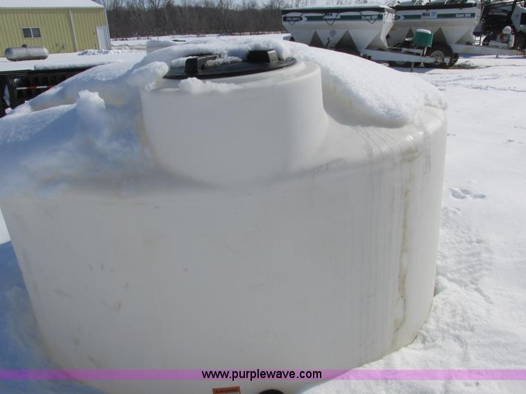 image for item Z9618 (2) water tanks