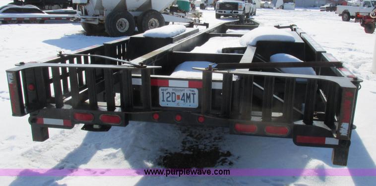 image for item Z9619 2006 Behnke Enterprises ag equipment trailer