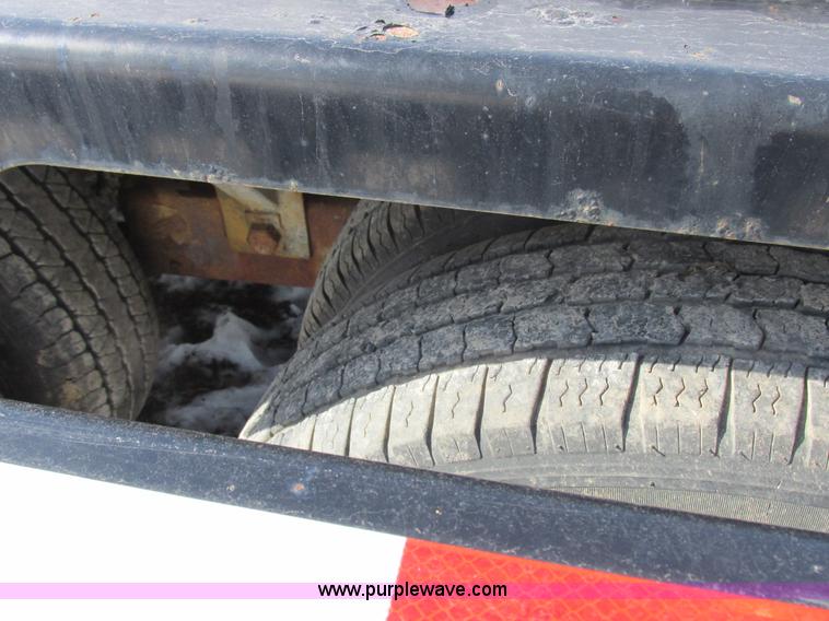 image for item Z9619 2006 Behnke Enterprises ag equipment trailer