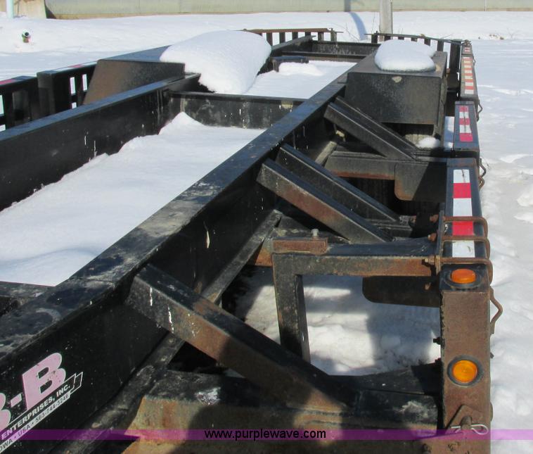 image for item Z9619 2006 Behnke Enterprises ag equipment trailer