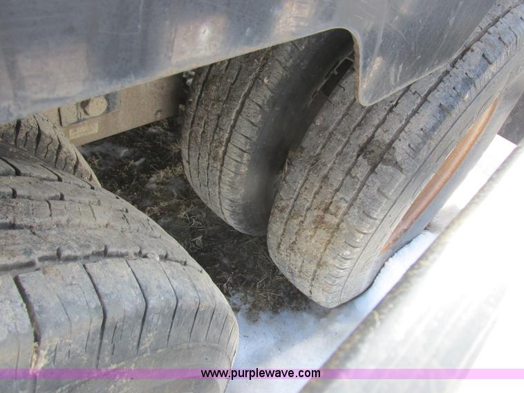 image for item Z9619 2006 Behnke Enterprises ag equipment trailer