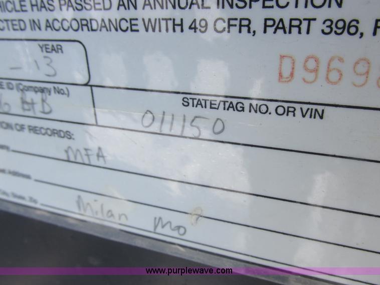 image for item Z9619 2006 Behnke Enterprises ag equipment trailer