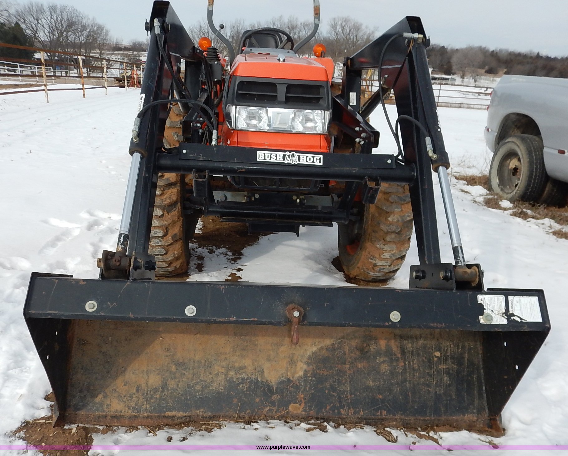 Bush Hog 2246QT loader in Manhattan, KS Item I5107 sold Purple Wave
