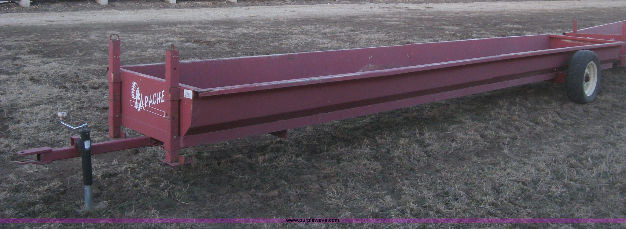 Apache FBT24A116D mobile feed bunk in Lyons, KS Item K2816 sold