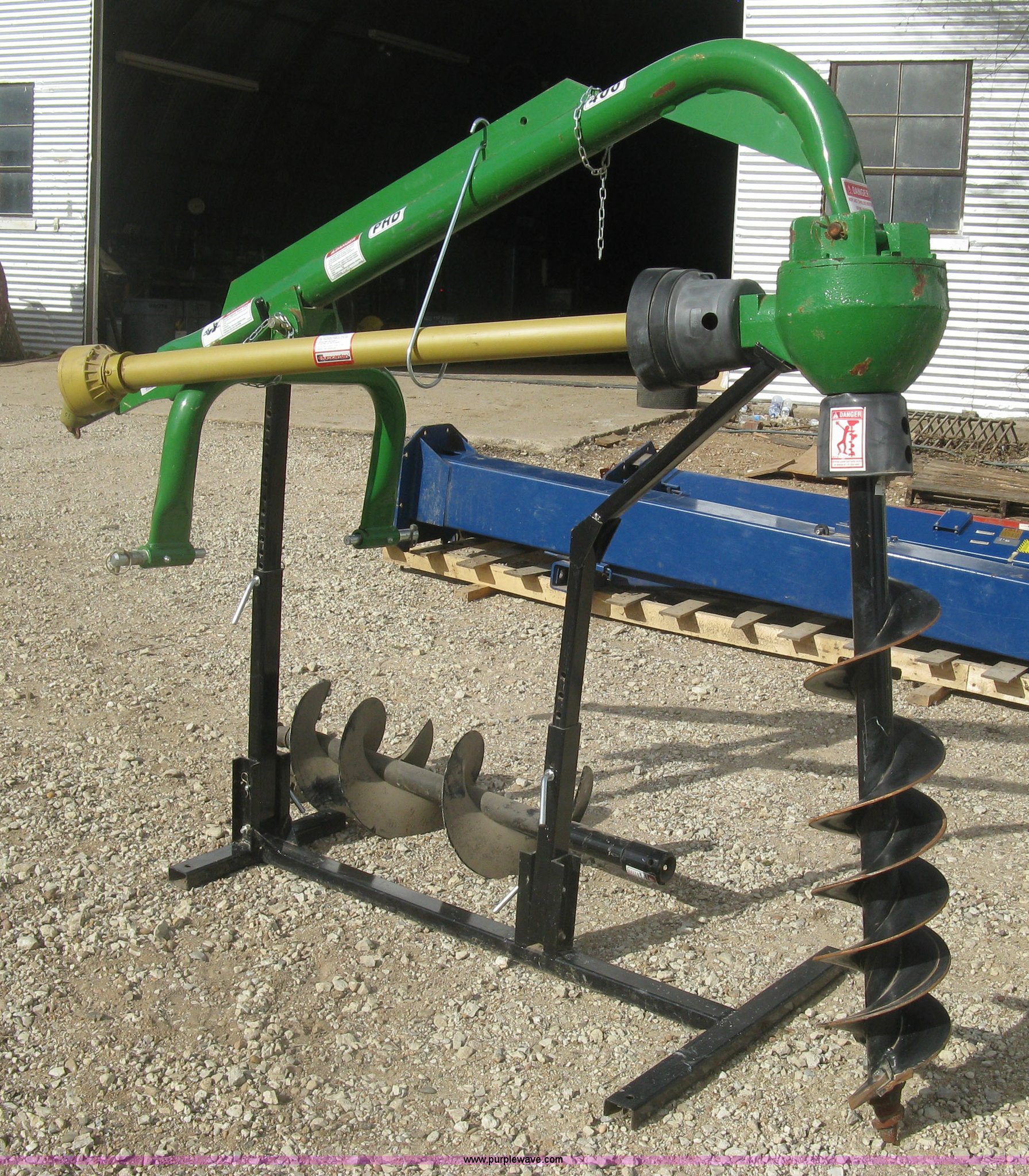 Rotomec PHD400 post hole auger in Lyons, KS Item K2833 sold Purple Wave