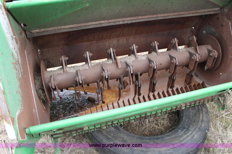 image for item BR9467 John Deere straw chopper