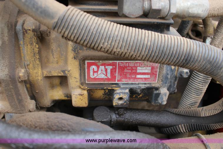 image for item F3457 2000 Peterbilt 378 service truck