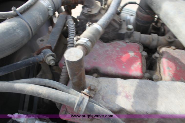 image for item F3458 1995 Peterbilt 379 semi truck