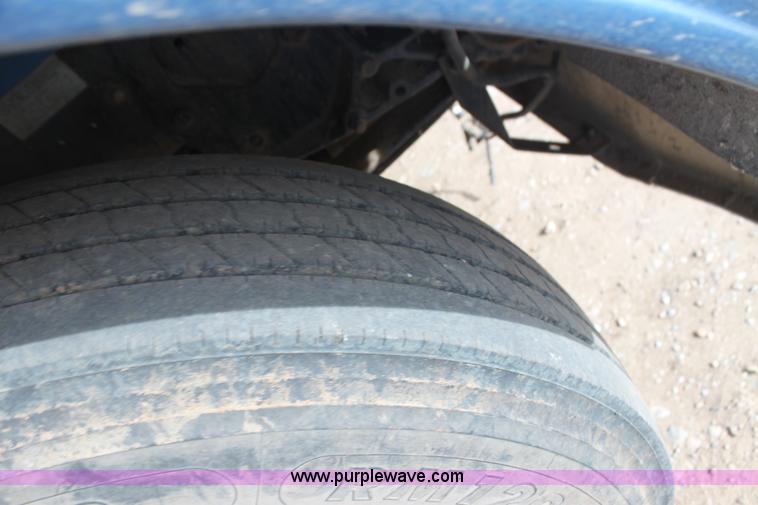 image for item F3458 1995 Peterbilt 379 semi truck