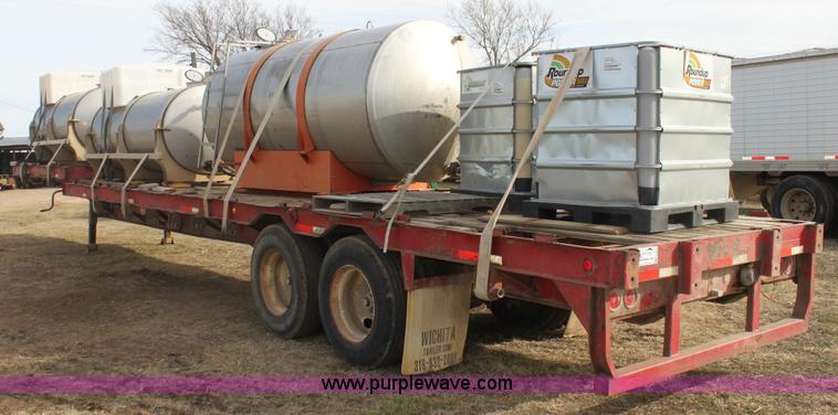 image for item F3459 1989 Nurse tank trailer