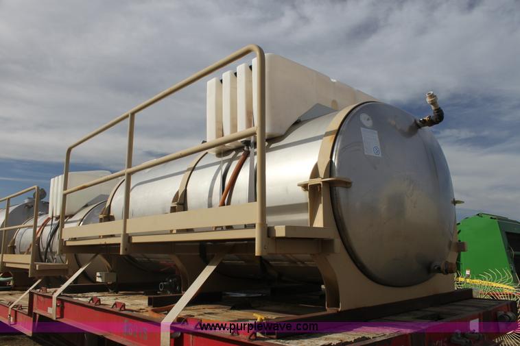 image for item F3459 1989 Nurse tank trailer