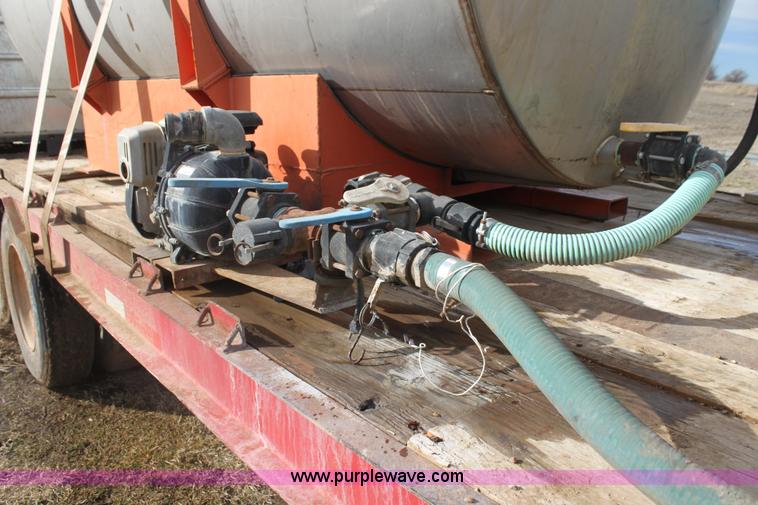 image for item F3459 1989 Nurse tank trailer