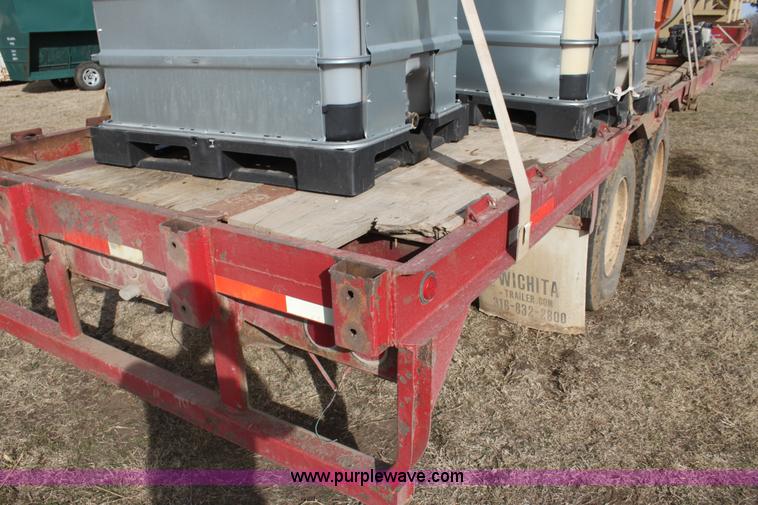 image for item F3459 1989 Nurse tank trailer