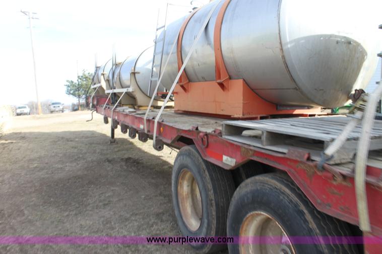 image for item F3459 1989 Nurse tank trailer