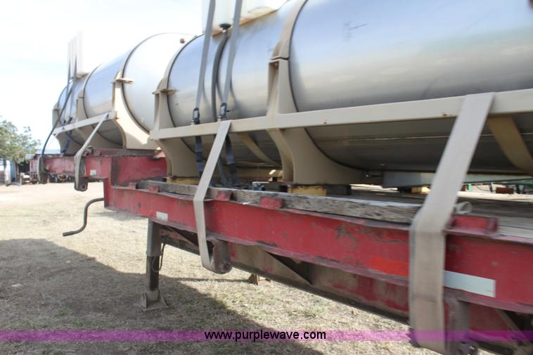 image for item F3459 1989 Nurse tank trailer