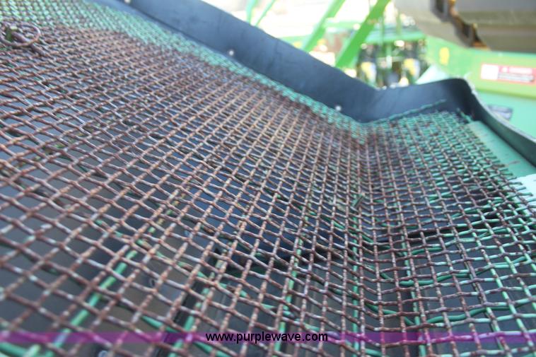 image for item F3460 2004 John Deere 1890 air seeder with 1910 cart