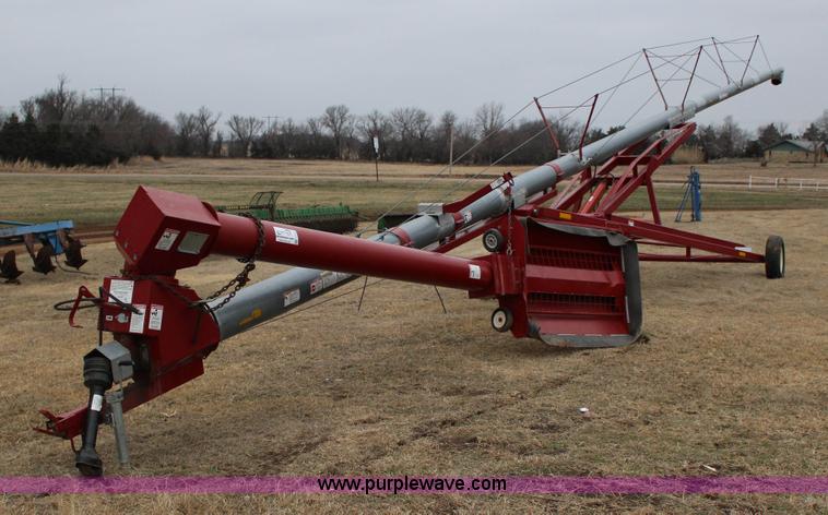 image for item F3462 Hutchinson swing hopper auger