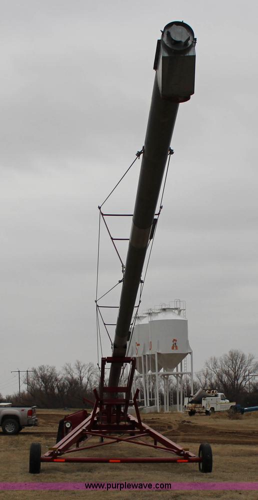 image for item F3462 Hutchinson swing hopper auger