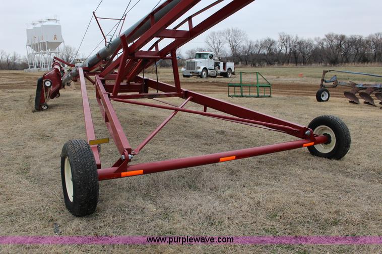 image for item F3462 Hutchinson swing hopper auger