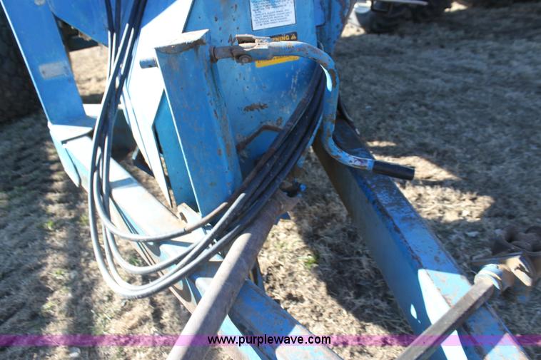 image for item F3468 Kinze grain cart