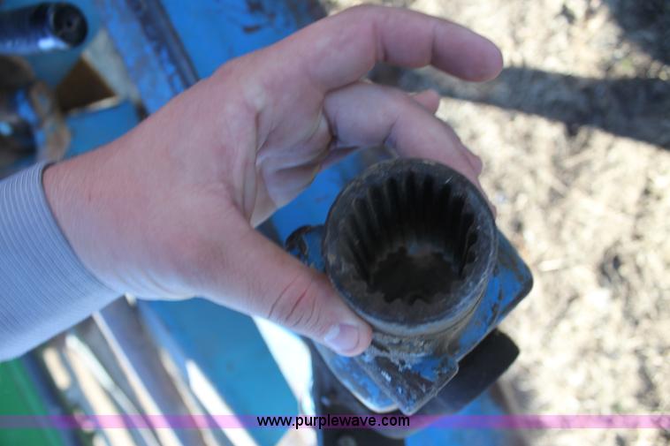 image for item F3468 Kinze grain cart