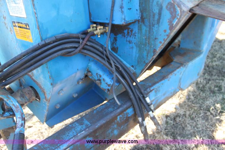 image for item F3468 Kinze grain cart