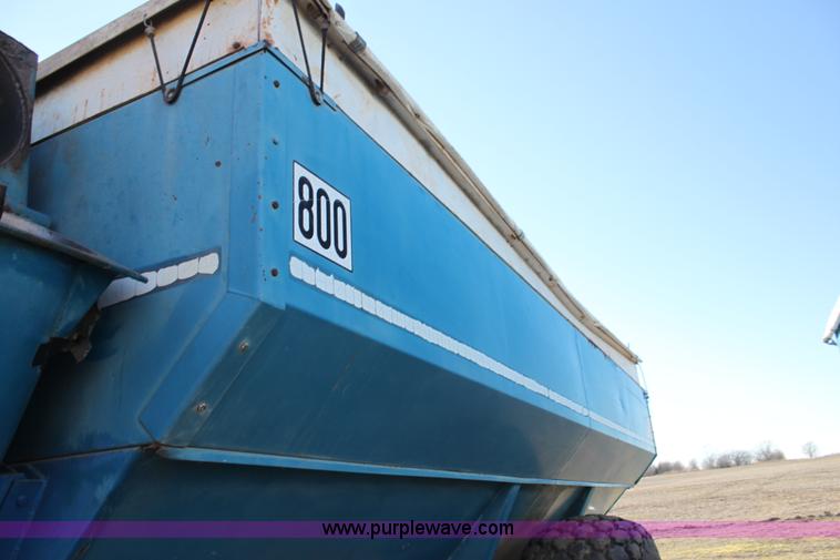 image for item F3468 Kinze grain cart