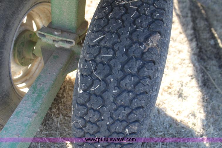 image for item F3470 2013 Wemco 35' header trailer