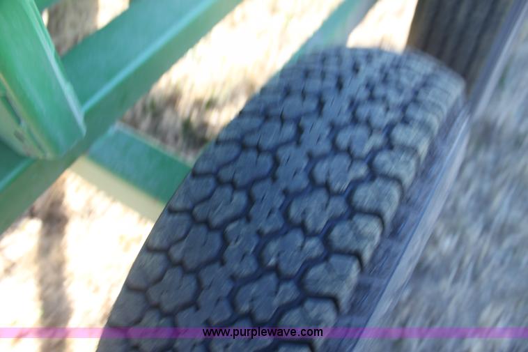 image for item F3470 2013 Wemco 35' header trailer