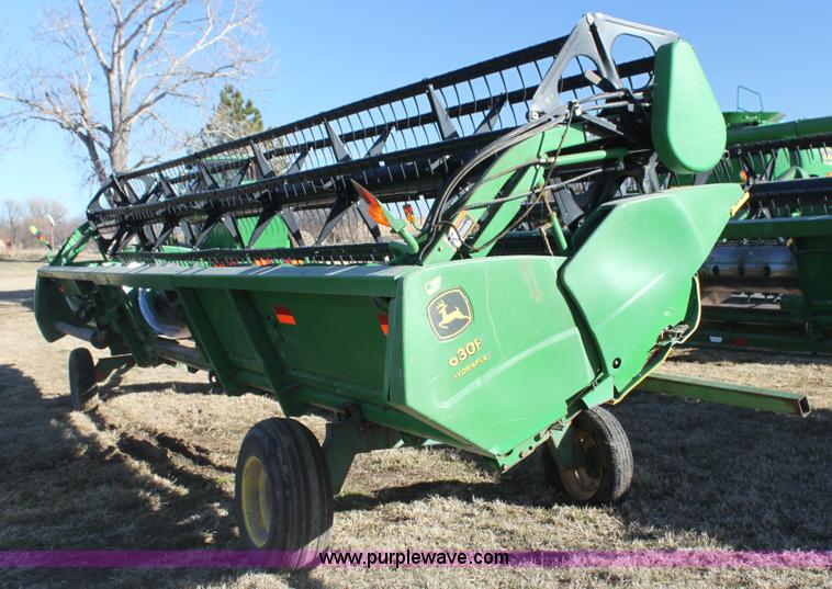 image for item F3471 2005 John Deere 630F Hydraflex header