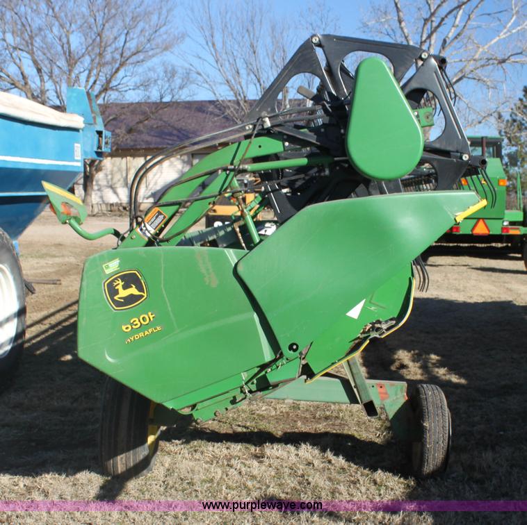 image for item F3471 2005 John Deere 630F Hydraflex header