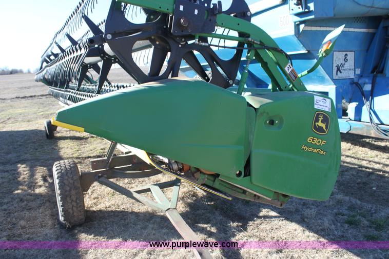 image for item F3471 2005 John Deere 630F Hydraflex header