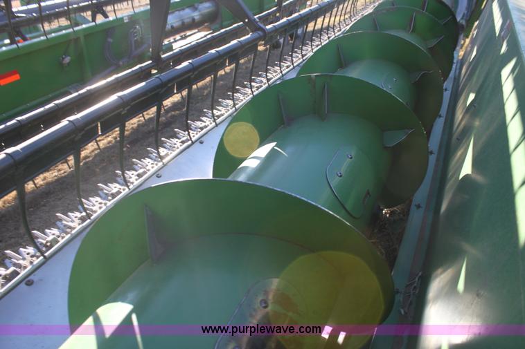 image for item F3471 2005 John Deere 630F Hydraflex header