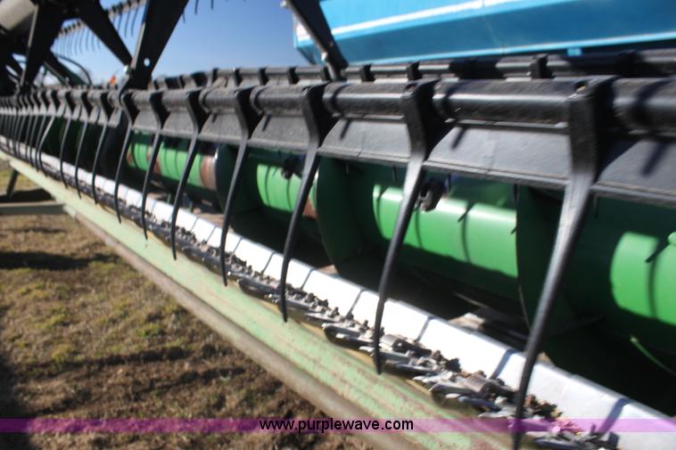 image for item F3471 2005 John Deere 630F Hydraflex header