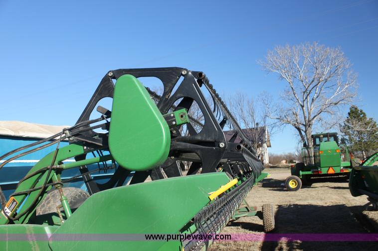 image for item F3471 2005 John Deere 630F Hydraflex header