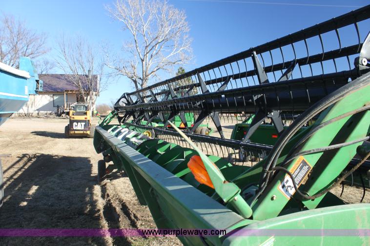 image for item F3471 2005 John Deere 630F Hydraflex header