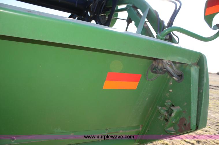 image for item F3471 2005 John Deere 630F Hydraflex header