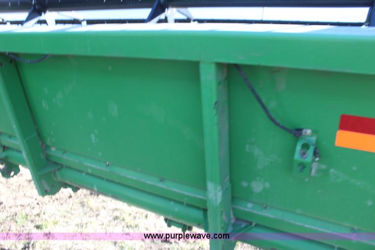 image for item F3471 2005 John Deere 630F Hydraflex header