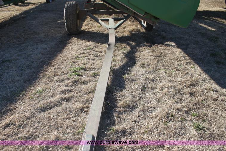 image for item F3471 2005 John Deere 630F Hydraflex header
