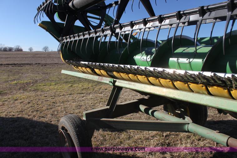 image for item F3471 2005 John Deere 630F Hydraflex header