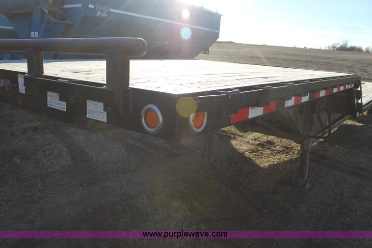 image for item F3474 2002 Jet drop deck flatbed equipment trailer