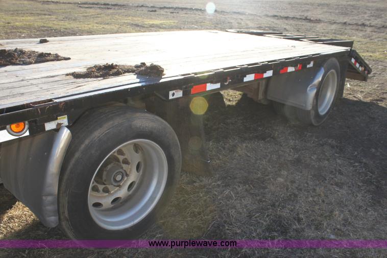 image for item F3474 2002 Jet drop deck flatbed equipment trailer