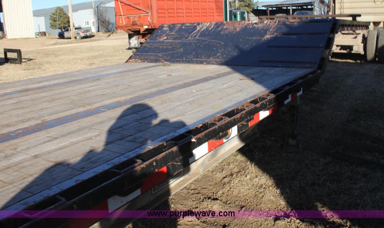 image for item F3474 2002 Jet drop deck flatbed equipment trailer