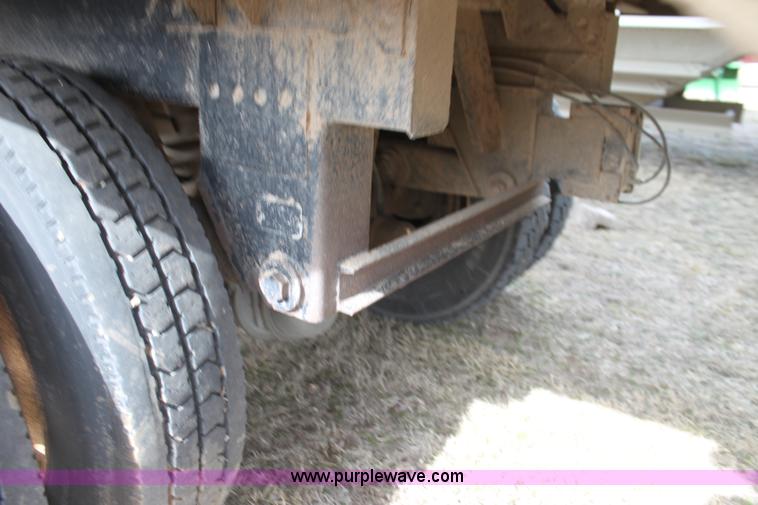 image for item F3476 1997 Timpte double hopper grain trailer