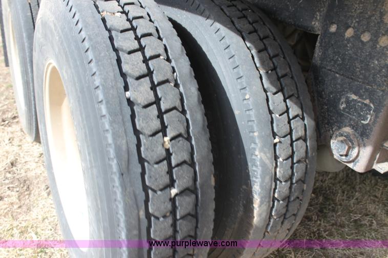 image for item F3476 1997 Timpte double hopper grain trailer