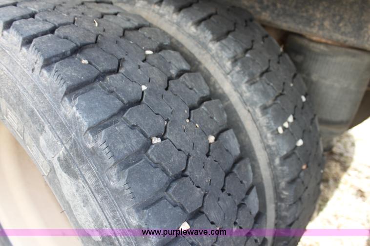 image for item F3476 1997 Timpte double hopper grain trailer