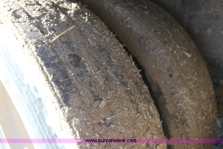 image for item F3477 2002 Timpte double hopper grain trailer