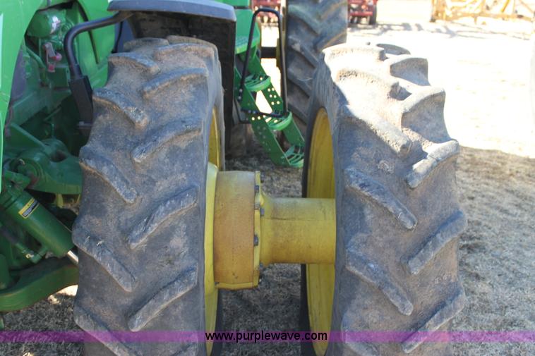 image for item F3481 2006 John Deere 8430 MFWD tractor