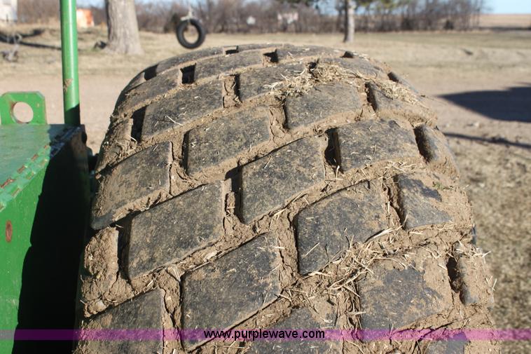 image for item F3482 2008 John Deere 4995 self-propelled swather